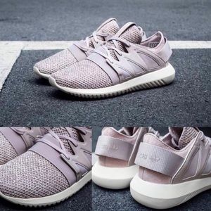 RESERVED.  NWT Adidas Women's Lilac Tubular Viral